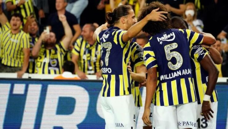 Kadıköy’de büyük jest! Fenerbahçe’nin stadında başka ülkenin milli marşı çalındı