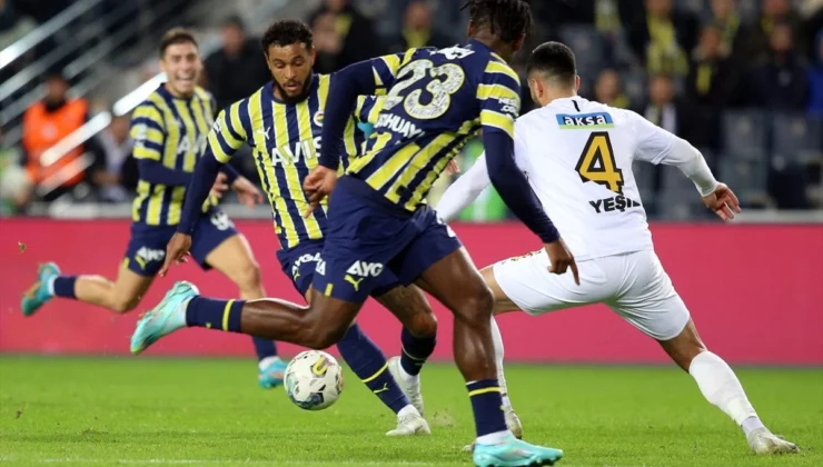 Fenerbahçe, üç golle turladı