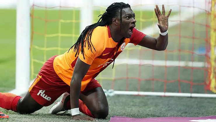 Bafetimbi Gomis’e 1 yıllık sözleşme