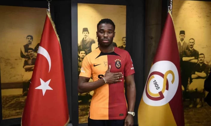 Galatasaray, Hatayspor’dan Adekugbe’yi kiraladı