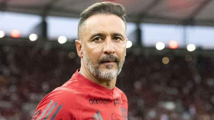 Flamengo tribünleri Vitor Pereira’a eşek diye bağırdı