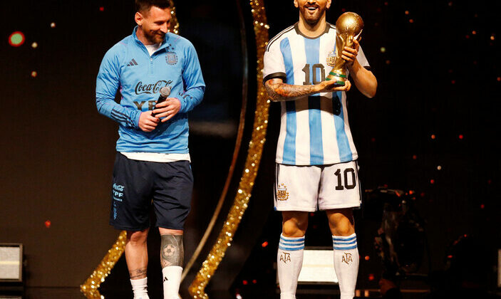 CONMEBOL, Lionel Messi’nin heykelini dikti