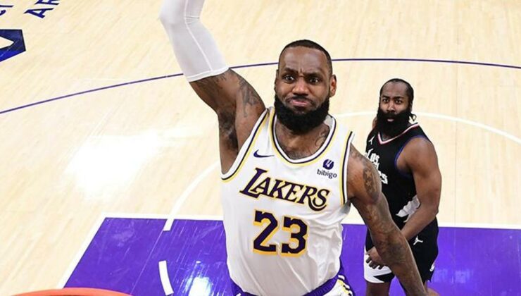 Los Angeles derbisine LeBron James damgası!