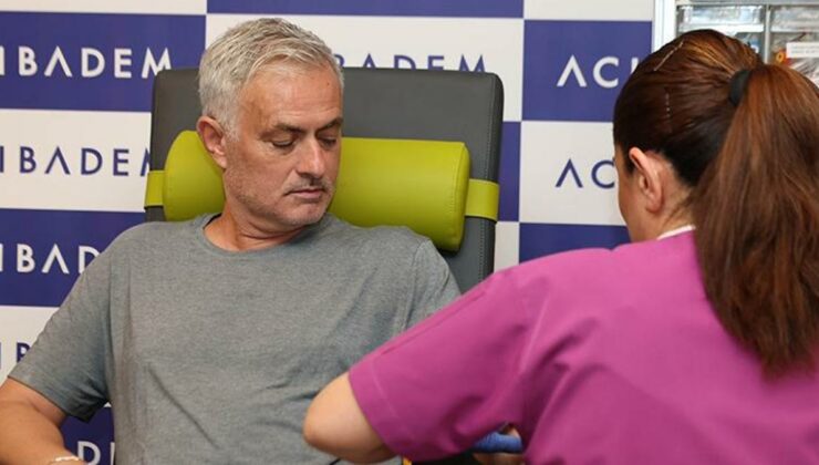 Fenerbahçe’de Mourinho, ekibi ve oyuncular sağlık kontrolünden geçti